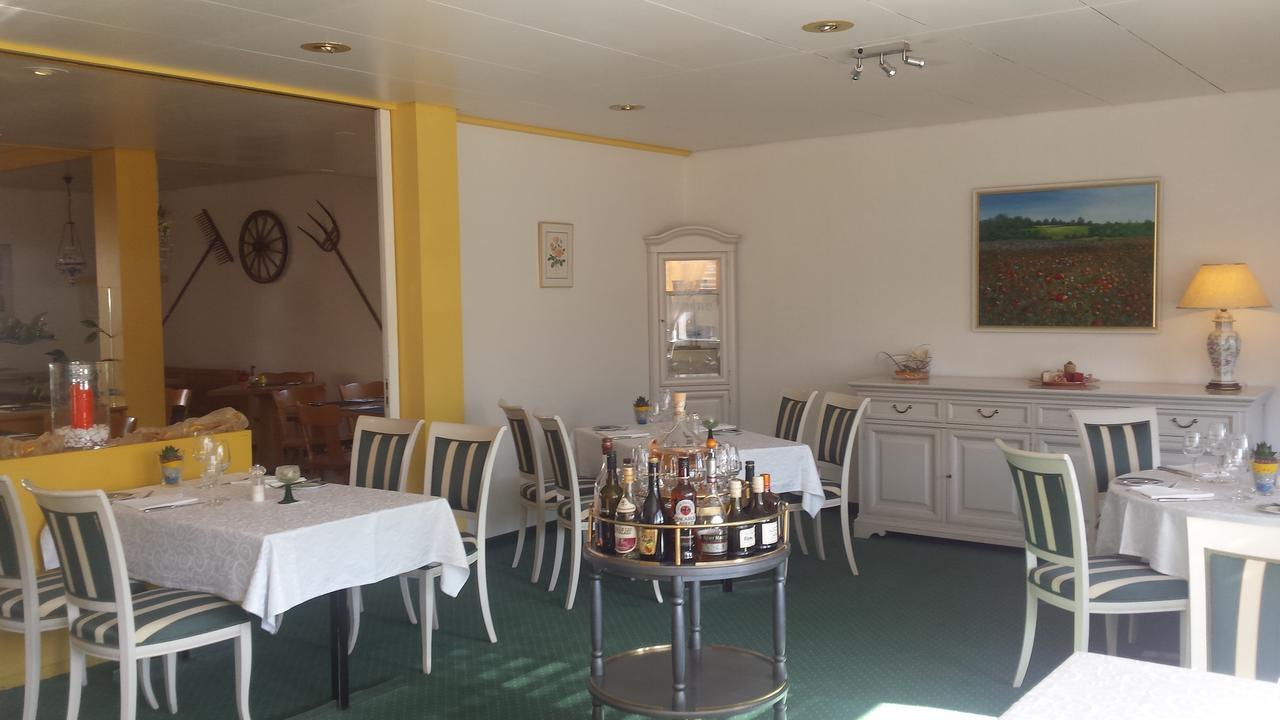 Hotel Restaurant Klosterli Pieterlen Buitenkant foto